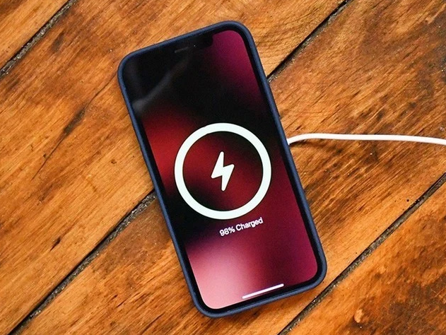 五河苹果手机维修分享iPhone 12可以随便充电吗 